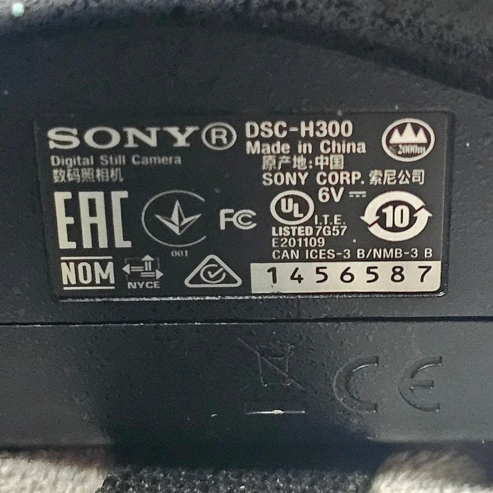 Sony Cyber-shot DSC-H300 Digital Camera 20.1MP 35x Optical Zoom Black